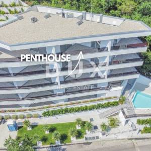 OPATIJA, CENTAR - odličan penthouse u novogradnji s pogledom na more, zajednički bazen, garaža 
