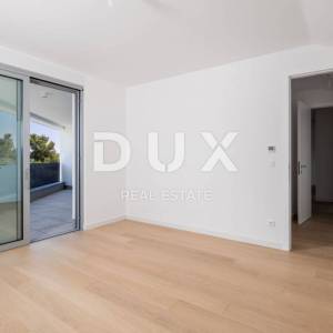 OPATIJA, CENTAR - odličan penthouse u novogradnji s pogledom na more, zajednički bazen, garaža 