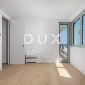 OPATIJA, CENTAR- penthouse u novogradnji 396m2 s panoramskim pogledom na more i s krovnom terasom s bazenom