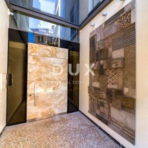 OPATIJA, CENTAR - posebna novogradnja, mikrolokacija centar Opatija, veći stan s terasom i garažom spreman za useljenje, 200 me...