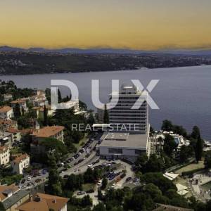 OPATIJA, CENTAR – Prekrasna suvremena kuća s privatnim ulazom, kvalitetnom okućnicom i pogledom na more