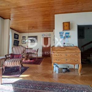 OPATIJA, CENTAR - samostojeća kuća s prekrasnim pogledom i okućnicom u centru Opatije