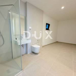 OPATIJA, CENTAR - stan 132m2 u novogradnji s vrtom, bazenom, garažom, pogled na more, centar Opatije