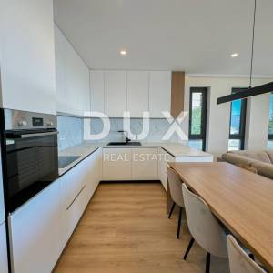 OPATIJA, CENTAR - stan 132m2 u novogradnji s vrtom, bazenom, garažom, pogled na more, centar Opatije