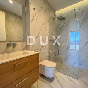 OPATIJA, CENTAR - stan 132m2 u novogradnji s vrtom, bazenom, garažom, pogled na more, centar Opatije