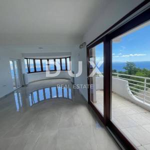OPATIJA, CENTAR- stan 170m2 na 1.katu 2S+DB s panoramskim pogledom na more + okoliš 100m2