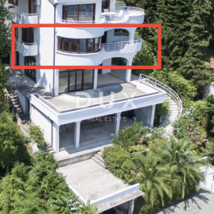 OPATIJA, CENTAR- stan 170m2 na 1.katu 2S+DB s panoramskim pogledom na more + okoliš 100m2