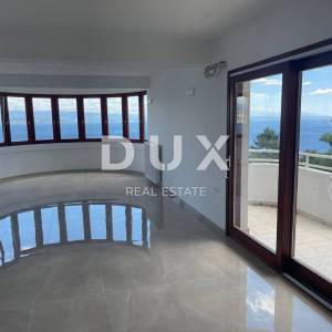 OPATIJA, CENTAR- stan 170m2 na 1.katu 2S+DB s panoramskim pogledom na more + okoliš 100m2