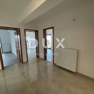 OPATIJA, CENTAR- stan 170m2 na 1.katu 2S+DB s panoramskim pogledom na more + okoliš 100m2