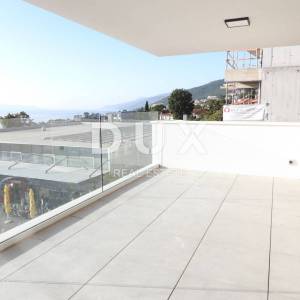 OPATIJA, CENTAR- stan 180.97m2 DB+4S s panoramskim pogledom na more- 2.KAT- STAN 202