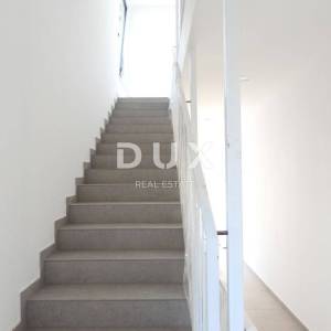 OPATIJA, CENTAR- stan 180.97m2 DB+4S s panoramskim pogledom na more- 2.KAT- STAN 202
