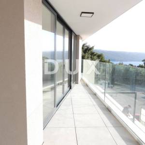 OPATIJA, CENTAR- stan 180.97m2 DB+4S s panoramskim pogledom na more- 2.KAT- STAN 202