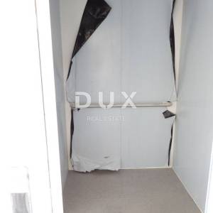 OPATIJA, CENTAR- stan 59,86m2 DB+2S s panoramskim pogledom na more- prizemlje + okućnica 73,1m2- APP 204