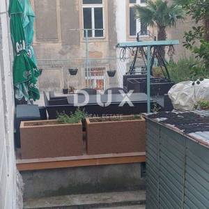 OPATIJA, CENTAR- stan 67m2 (155m2) s pogledom na more+ terasa 30m2 + garaža + 2x konoba + 1 parking