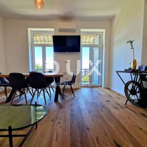 OPATIJA, CENTAR - stan od 100 m2, drugi red do mora