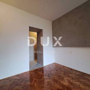 OPATIJA, CENTAR - stan u centru od 108 m2, drugi red do mora s garažom
