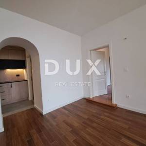 OPATIJA, CENTAR - stan u centru od 108 m2, drugi red do mora s garažom