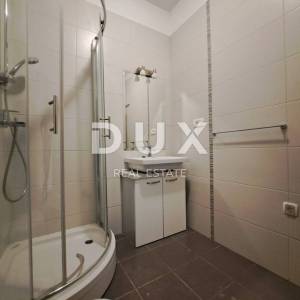 OPATIJA, CENTAR - stan u centru od 108 m2, drugi red do mora s garažom
