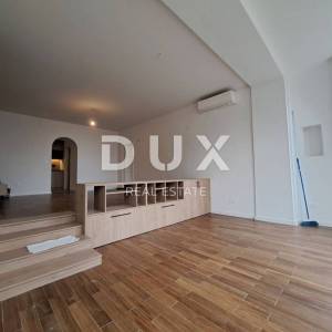 OPATIJA, CENTAR - stan u centru od 108 m2, drugi red do mora s garažom