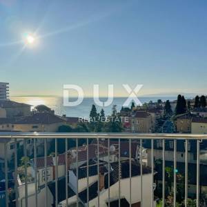 OPATIJA, CENTAR - stan u novogradnji s terasom i garažom, udaljen 200 metara od mora, doslovno centar Opatija
