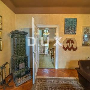 OPATIJA, CENTAR - unikatna povijesna vila površine 484m2 drugi red do mora