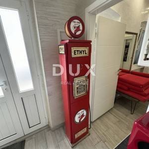 OPATIJA, CENTAR - uređen apartman, velika terasa!!
