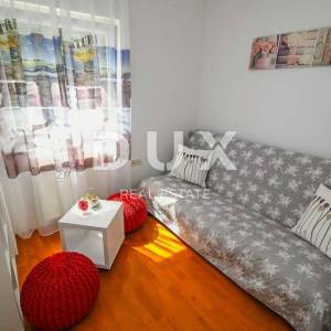 OPATIJA, CENTAR – veliki dvoetažni stan 122m2 s panoramskim pogledom na more, dvije garaže, blizina centra