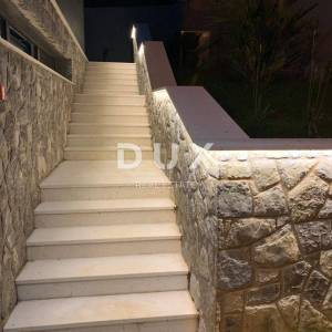 OPATIJA, CENTAR - Vila sa 6 apartmana 
