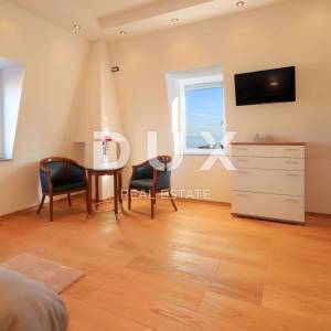 OPATIJA-CENTAR vrhunska elegantna i profinjena nekretnina s panoramskim pogledom na more