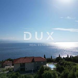 OPATIJA, CENTAR - zemljište 1008m2 za vilu 400m2 iznad centra Opatije s građevinskom dozvolom, panoramski pogled na more ...