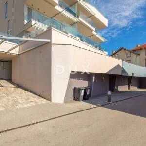OPATIJA, CENTAR – zimski najam – prostrani apartman s pogledom na more, garažom i terasom
