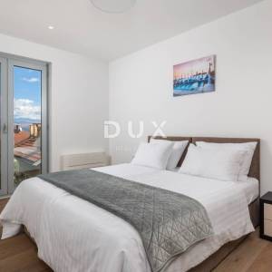 OPATIJA, CENTAR – zimski najam – prostrani apartman s pogledom na more, garažom i terasom