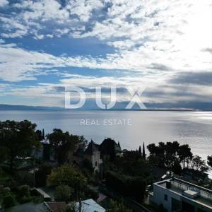 OPATIJA - dio kuće s pogledom na more s 2 stana i 1 apartmanom