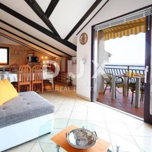 OPATIJA - dio kuće s pogledom na more s 2 stana i 1 apartmanom