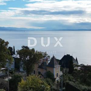 OPATIJA - dio kuće s pogledom na more s 2 stana i 1 apartmanom