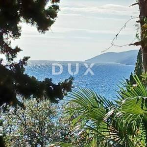 OPATIJA- dvoetažni stan u villi 2. RED DO MORA!!- 3S+DB +spremnik u suterenu- ukupno 294m2 