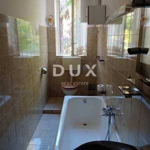 OPATIJA- dvoetažni stan u villi 2. RED DO MORA!!- 3S+DB +spremnik u suterenu- ukupno 294m2 