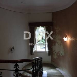 OPATIJA- dvoetažni stan u villi 2. RED DO MORA!!- 3S+DB +spremnik u suterenu- ukupno 294m2 