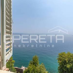 OPATIJA – etaža povijesne vile, 1. red do mora