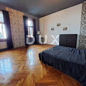 OPATIJA - etaža vile od 90 m2 s pogledom na more i pomoćnim objektom