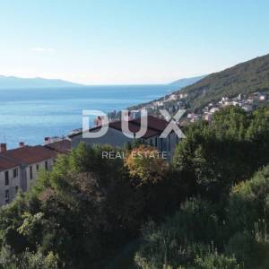 OPATIJA - građevinsko zemljište 1400m2 S LOKACIJSKOM DOZVOLOM!!! i panoramskim pogledom na more