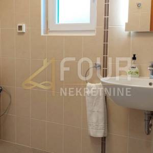 Opatija, Ičići, 115m2, 2s+db, lođa, namješten stan!