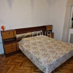Opatija, Ičići, 78.38m2, stan + konoba, pogled na more