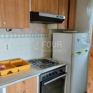 Opatija, Ičići, 78.38m2, stan + konoba, pogled na more