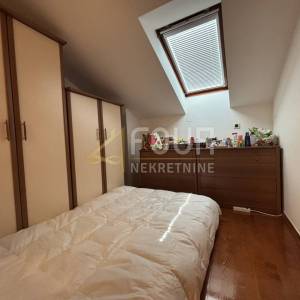 Opatija, Ičići, 92.18m2, dvoetažni stan, garaža