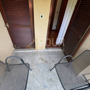 Opatija, Ičići, 92.18m2, dvoetažni stan, garaža