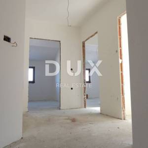 OPATIJA, IČIĆI, ANIČIĆI - ville 500m2 započeta gradnja (2 kom) s bazenom i panoramskim pogledom na more + okolić 2500m2