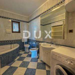 OPATIJA, IČIĆI – dugoročni najam blizu Opatije s panoramskim pogledom na more, parking, top