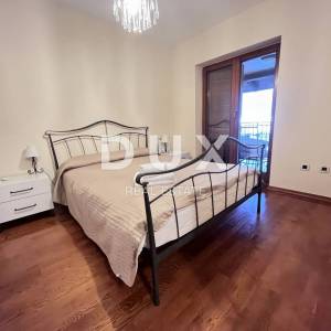 OPATIJA, IČIĆI - dvoetažni stan s garažom, tri lođe i pogledom na more