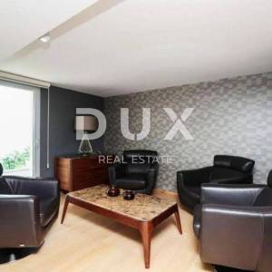 OPATIJA, IČIĆI - ekskluzivna vila 750m2 s 2 bazena i panoramskim pogledom na more + uređena okućnica 2375m2
